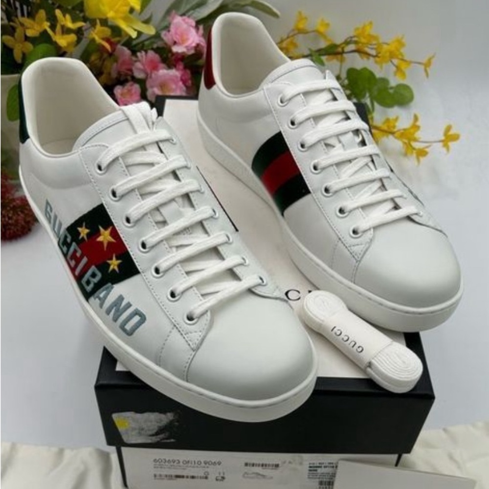 Men’s Gucci ace Gucci band sneakers size 11 fits 12US made in Italy